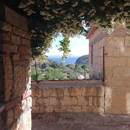 בית נופש Merve Stone House Assos *