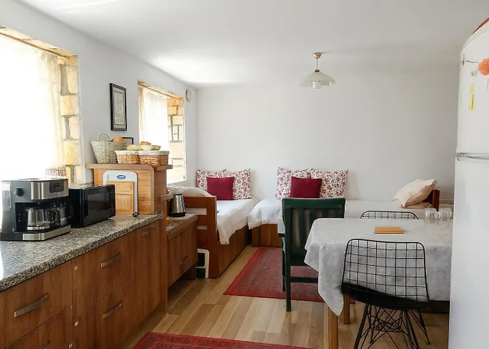 Merve's Stone House Holiday home